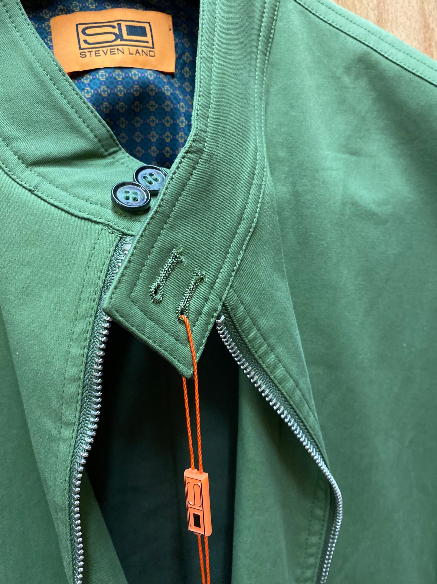 Steven Land Austin B202 Green Walking Suit