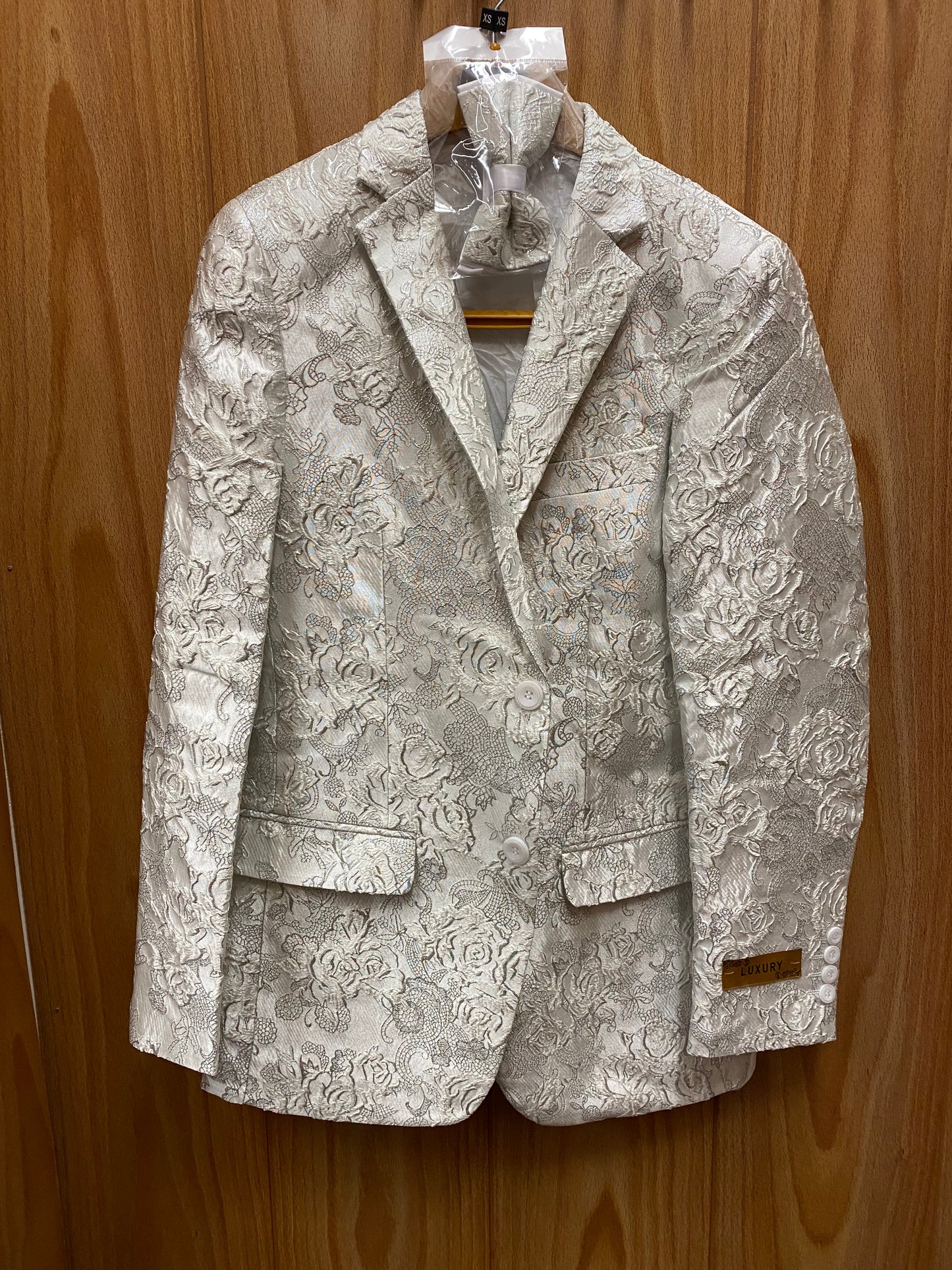 Luxury Silvery White Floral Print 2-Button Modern Fit Blazer