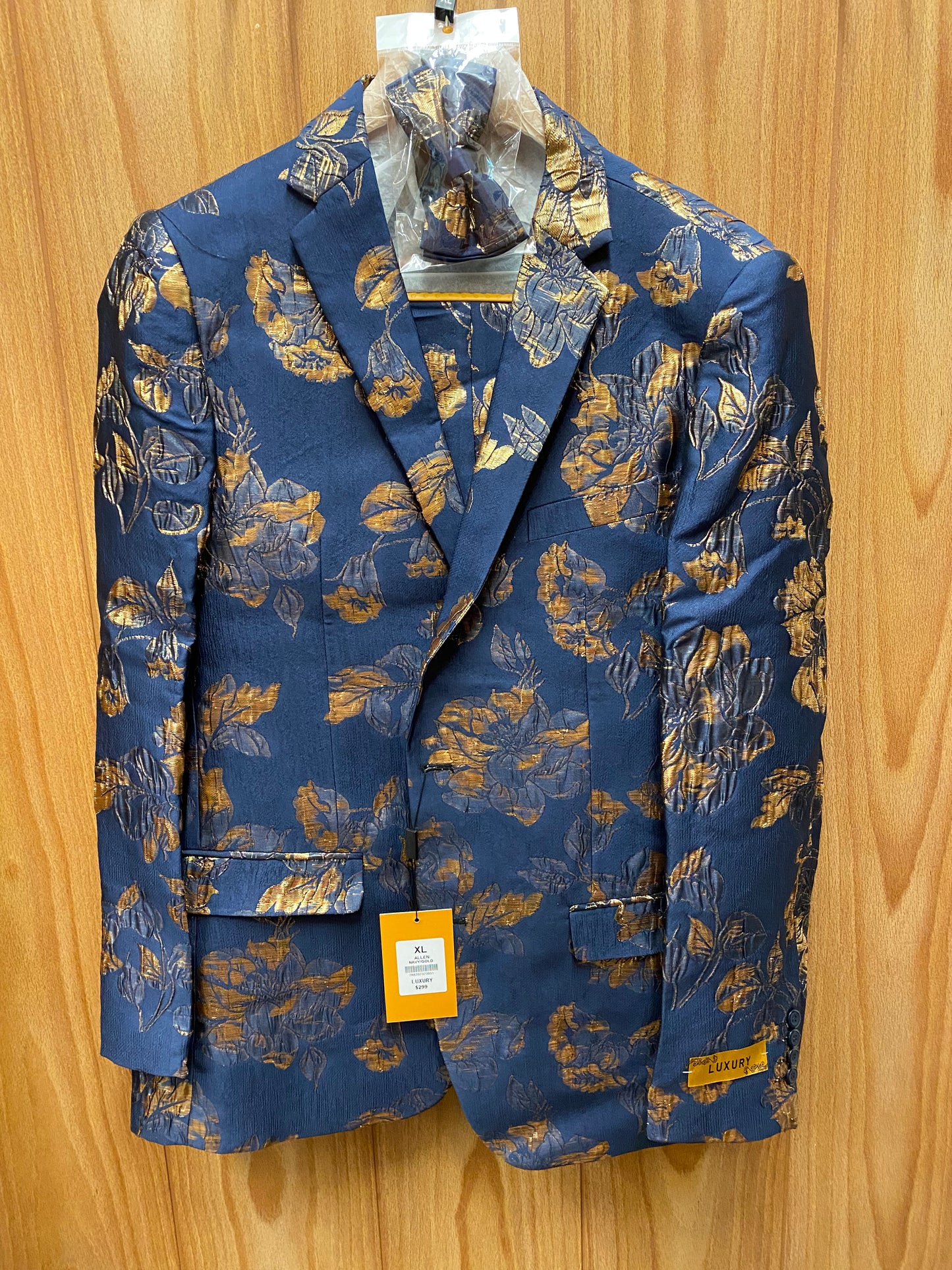 Luxury Navy Blue/Gold Floral 2-Piece Modern Fit Suit