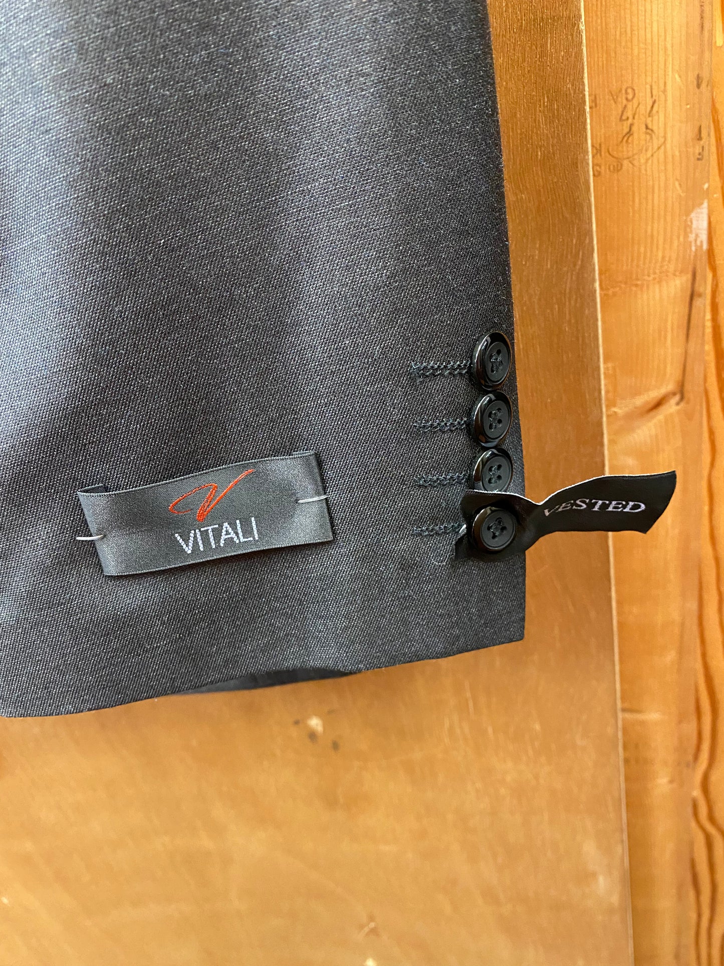 Vitali Charcoal Grey suit 54L