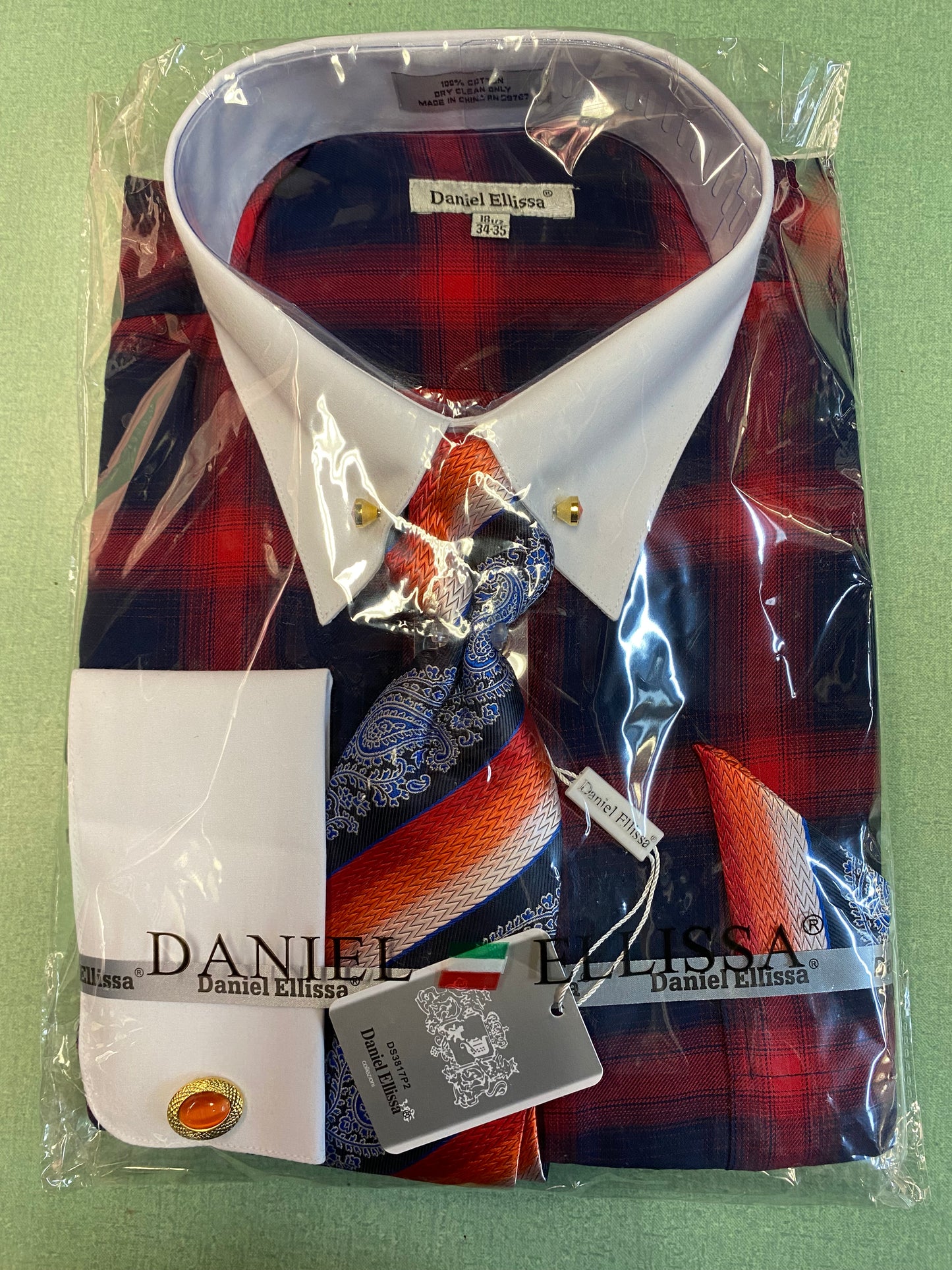 Daniel Ellissa DS3817P2 Red Men’s Dress Shirt with Collarbar