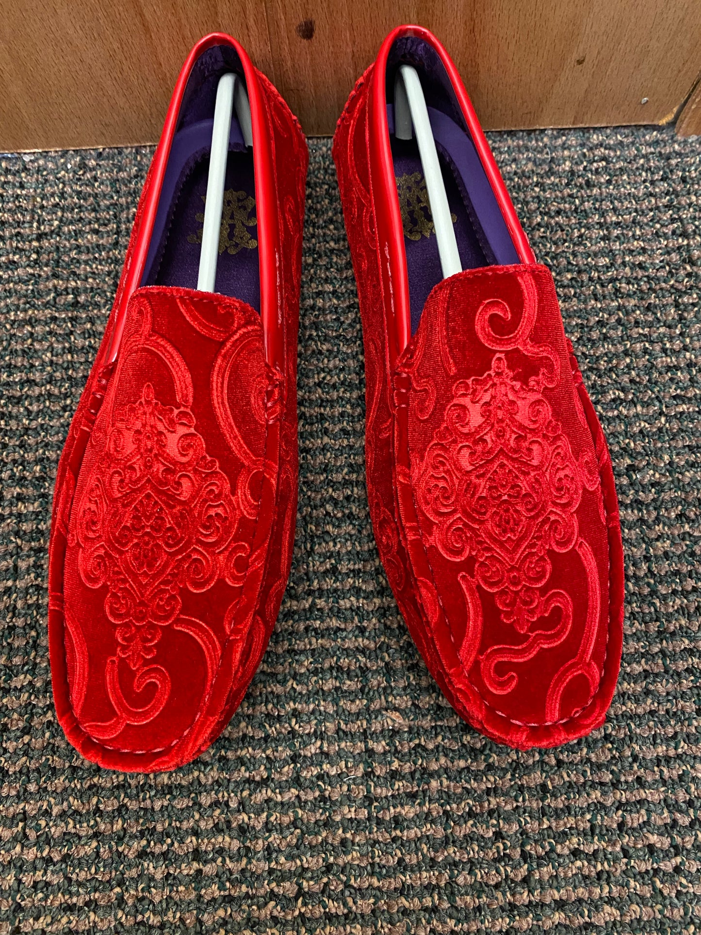 After Midnite Red Paisley Smoking Driver Slip-on Shoes Sizes 8-13 Style Number 6913