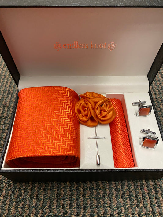 Endless Knot Gift Box