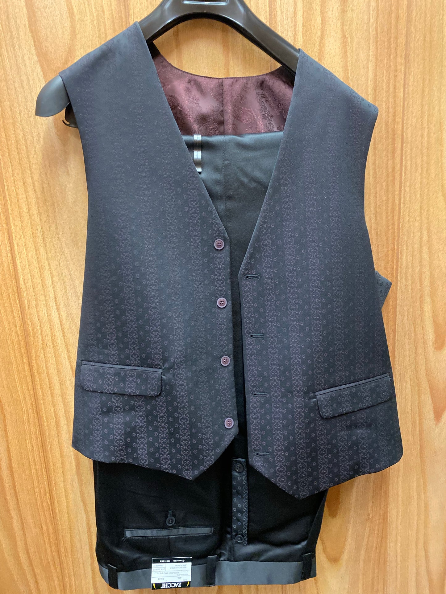 Zacchi Black/Burgundy 3-Piece Suit 44L