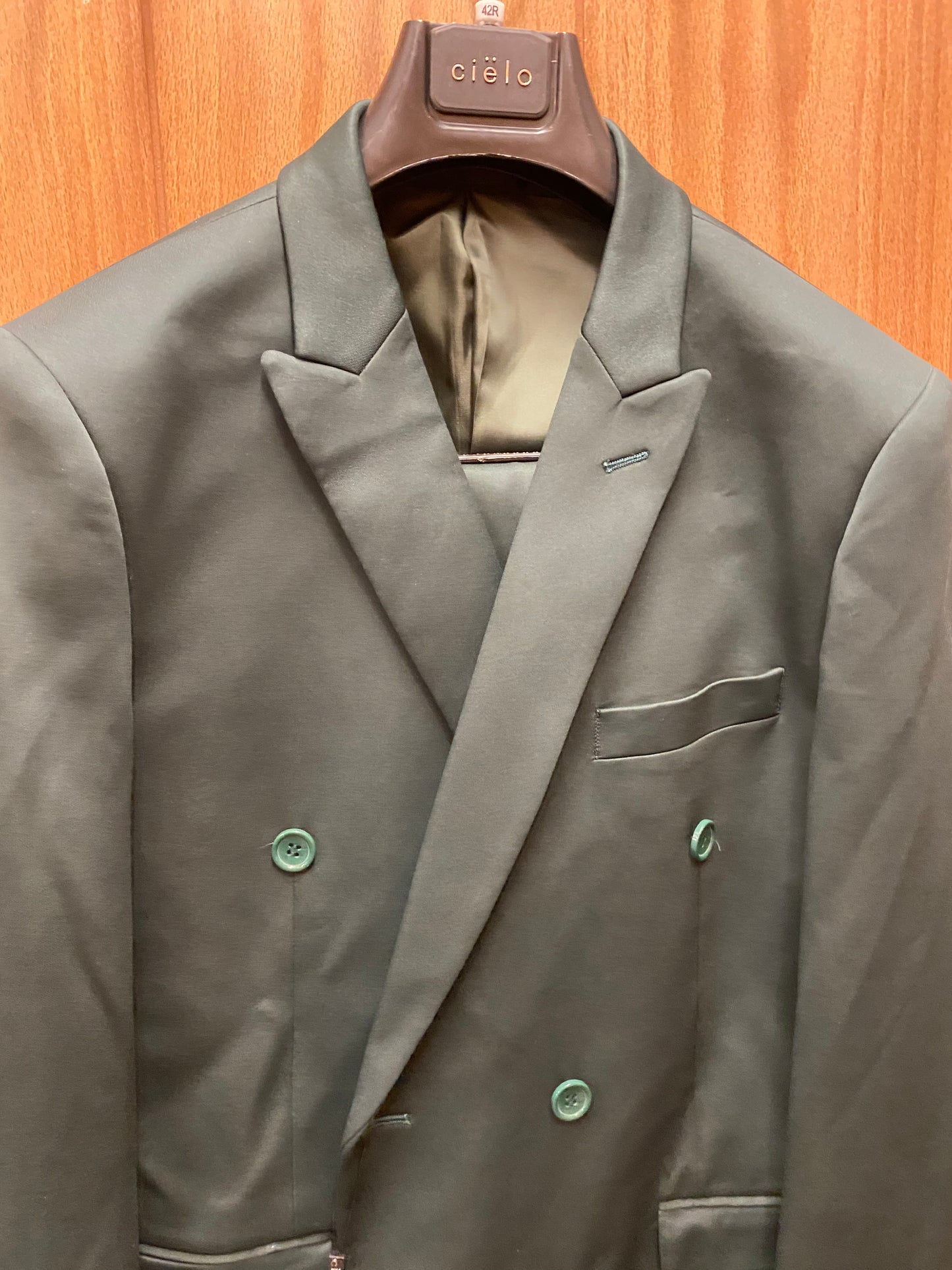 Cielo BP3546 Ultra-slim Stretch Hunter Green Double Breasted Suit