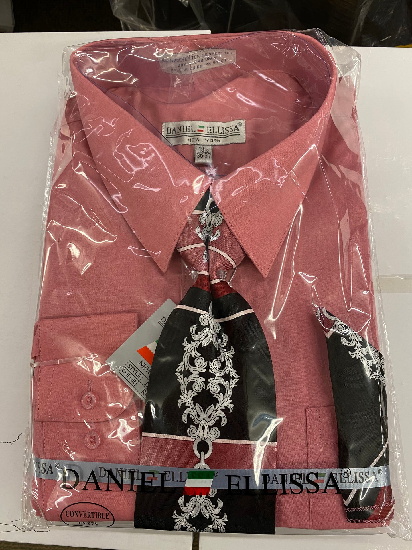 Daniel Ellissa DS3001 Rose Convertible cuff Men’s Dress Shirt