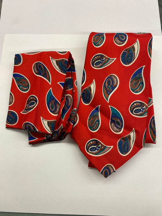 Excello Cravats Red Paisley Tie and Hankie Combo