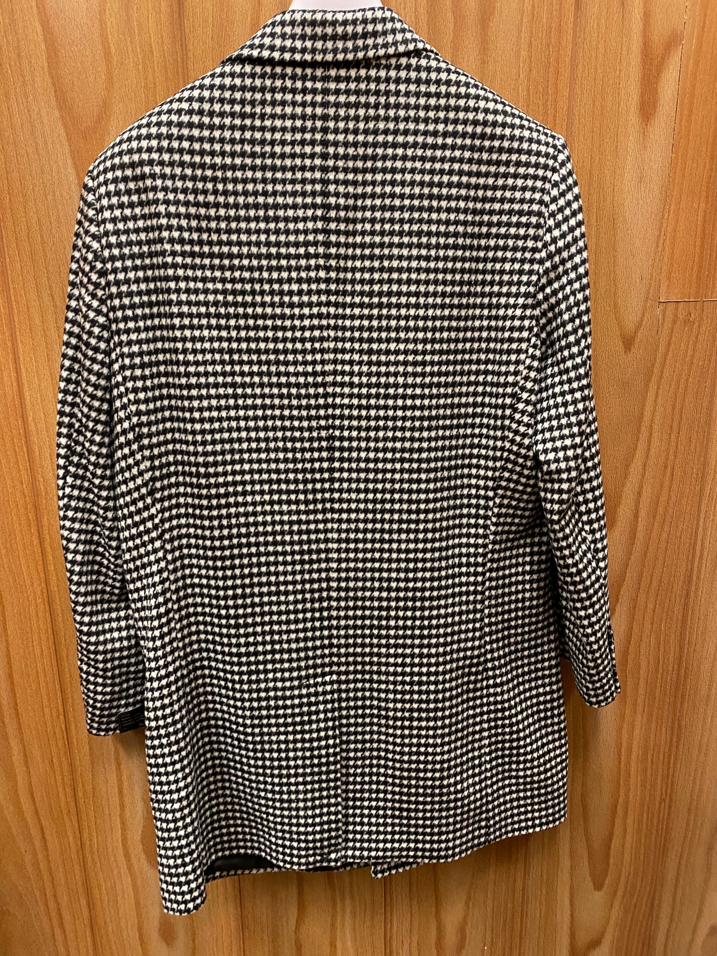 Vella Black/White Houndstooth Car-coat