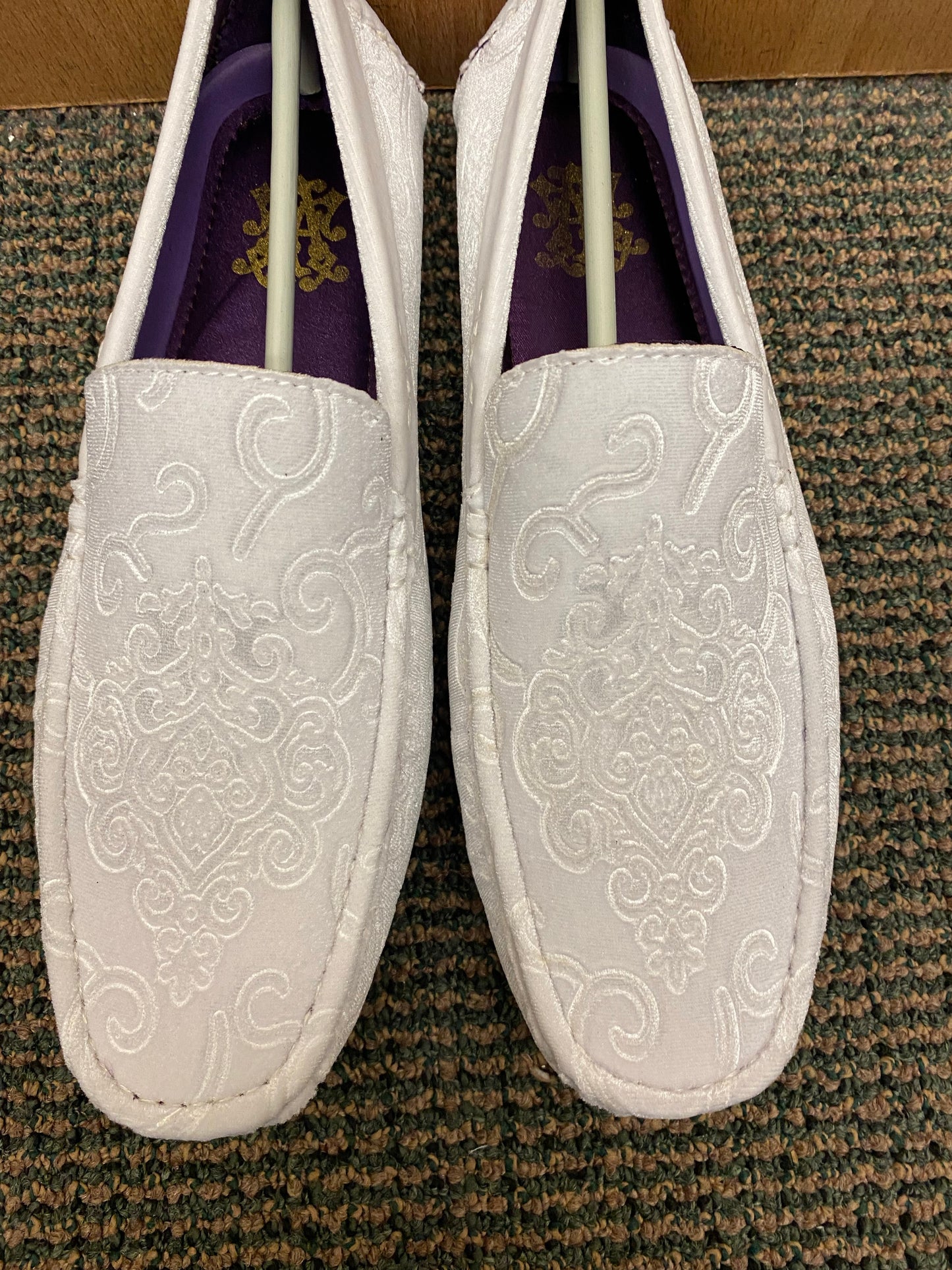 After Midnite White Paisley Smoking Driver Slip-on Shoes Sizes 8-13 Style Number 6913