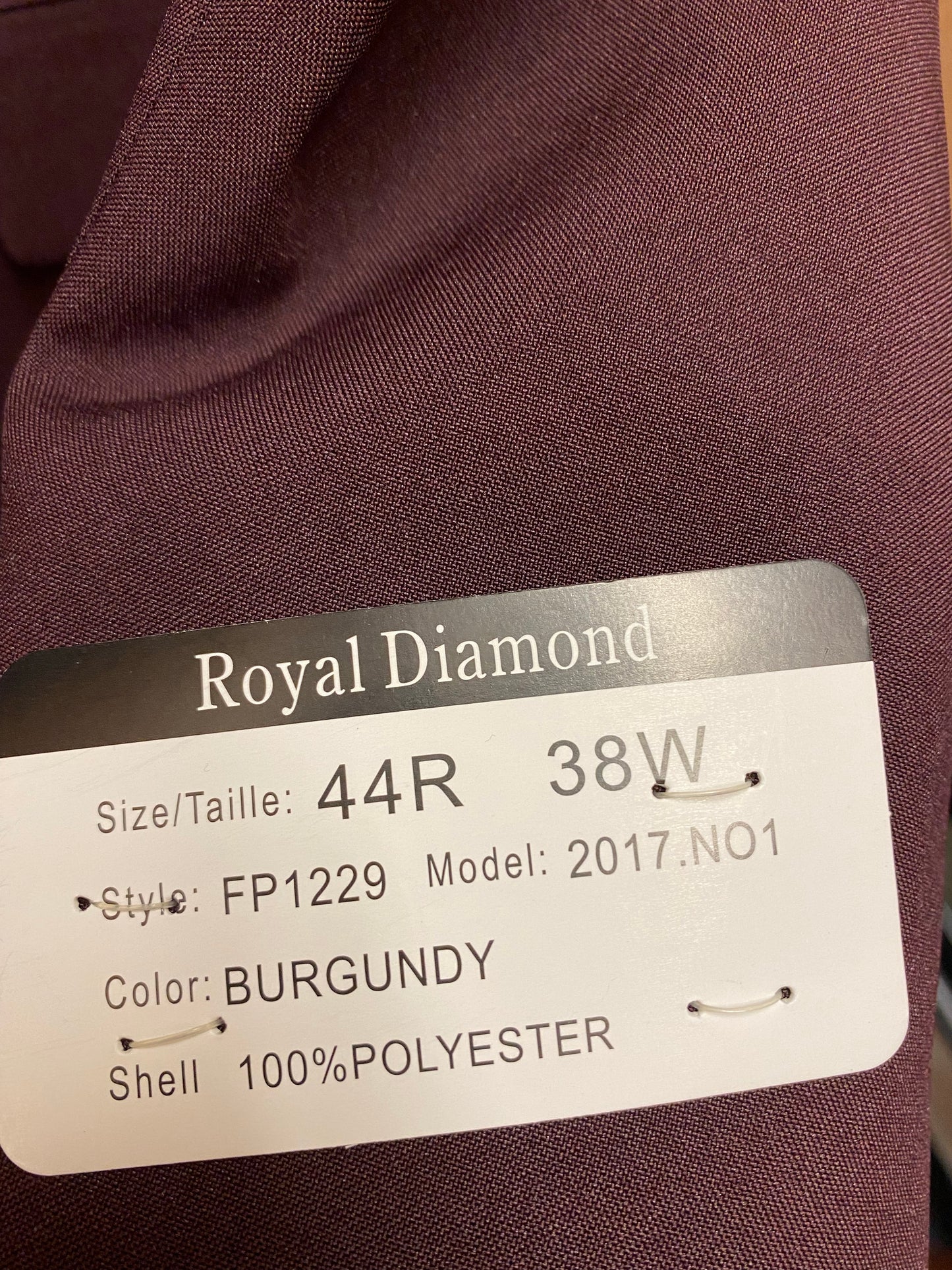 Royal Diamond Burgundy 2-Piece Suit 44R FP1229