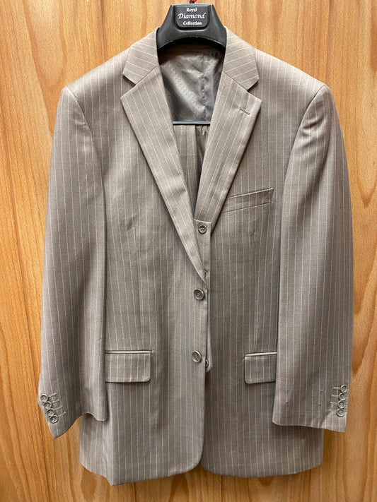 Royal Diamond Tan Pinstripe 3-Piece suit 40R H-205