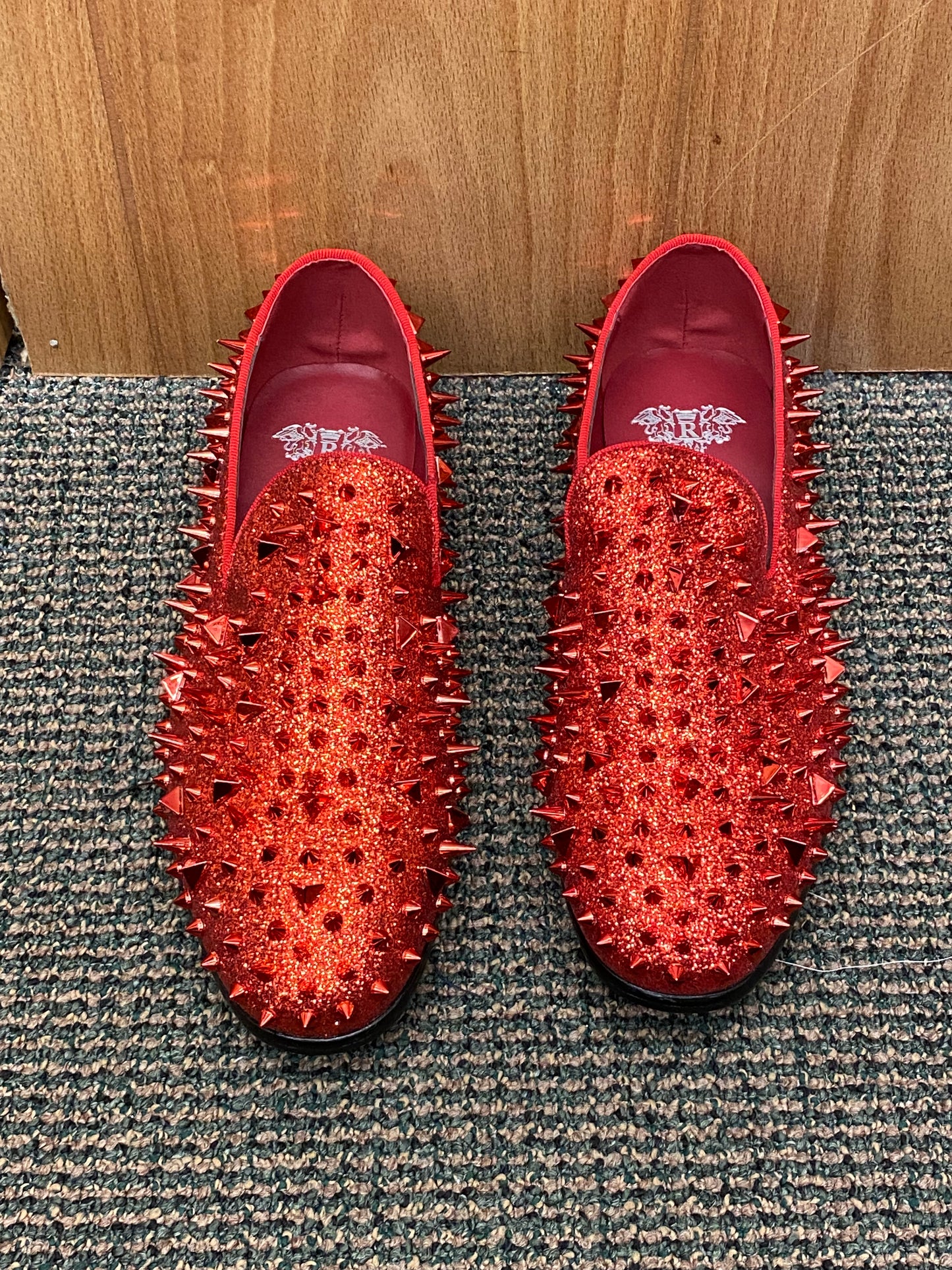 Royal Shoes Red Spikes Smoking Slip-on Red Bottom Men’s Dress Shoes LF-8832 Sizes 8-13