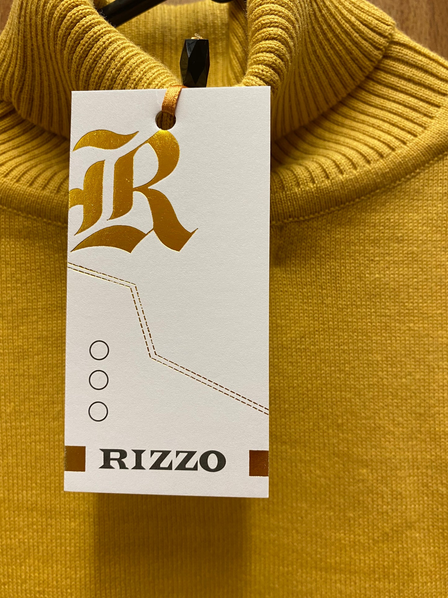 Rizzo Slim Fit Solid Color Turtlenecks TN-1