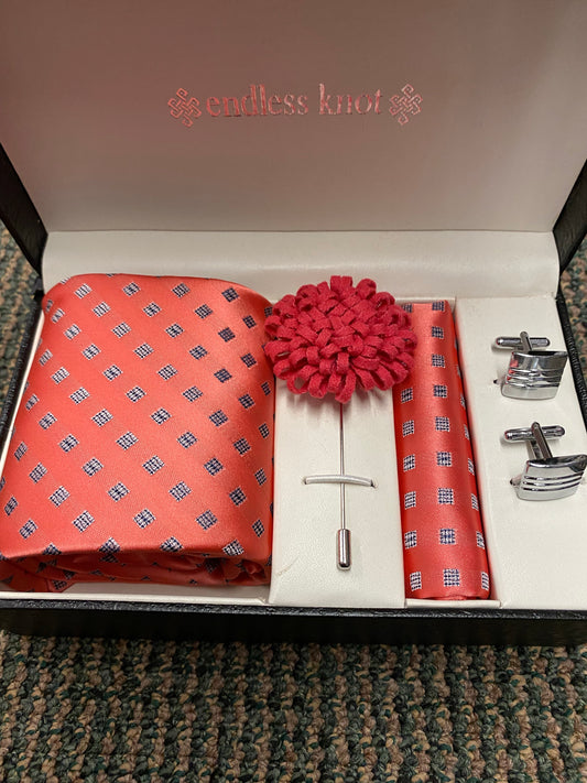 Endless Knot Gift Box